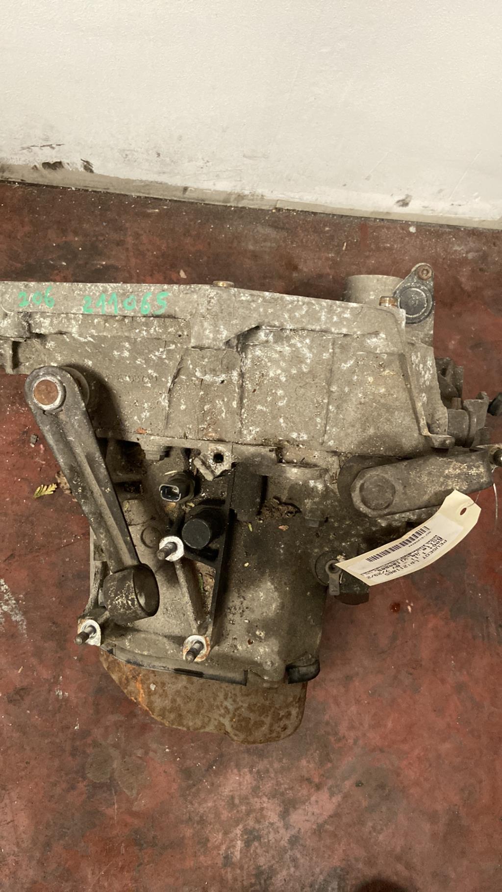 Boite de vitesses PEUGEOT 206+ Essence - 1