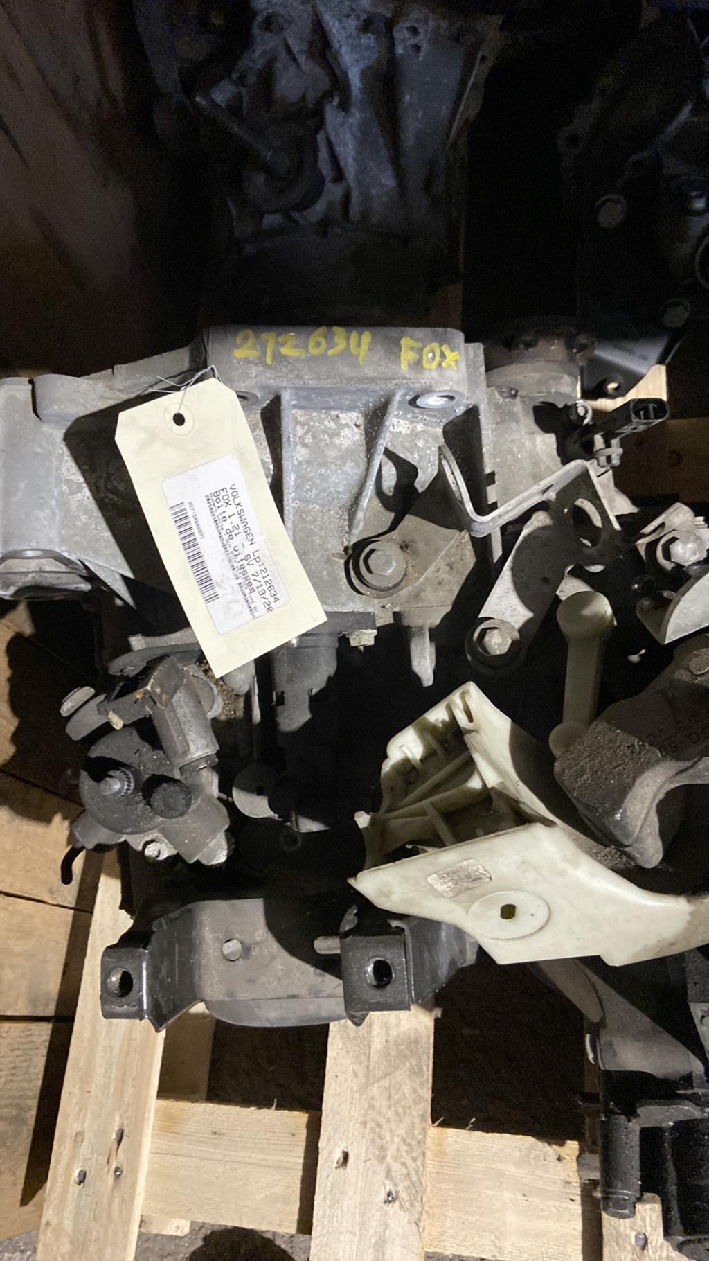 Boite de vitesses VOLKSWAGEN FOX Essence - 1