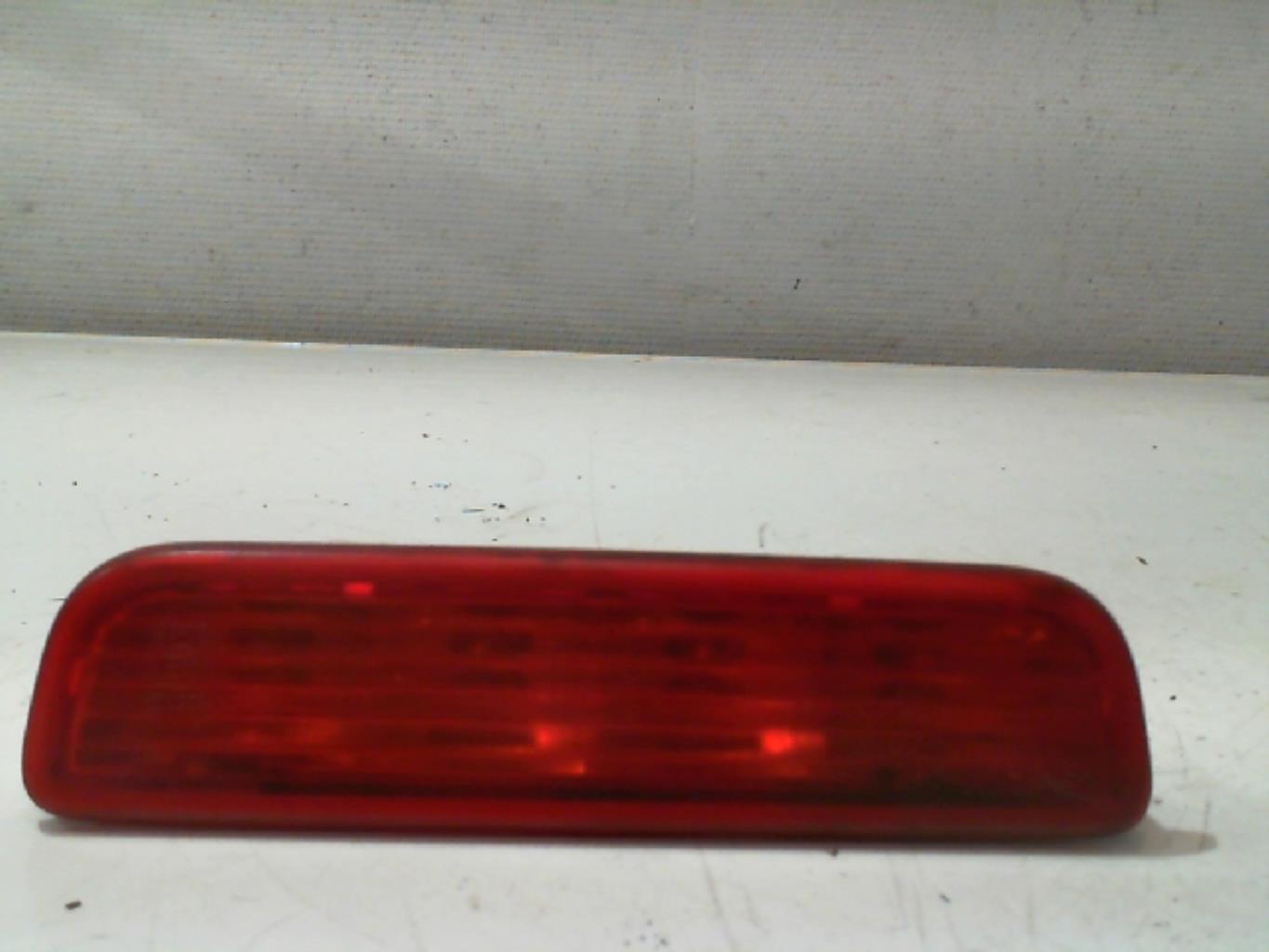 Feu arriere stop central PEUGEOT BIPPER Diesel - 1