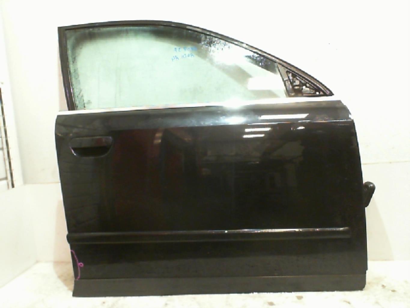 Porte avant droit AUDI A4 2 AVANT PHASE 1 BREAK Essence - 1