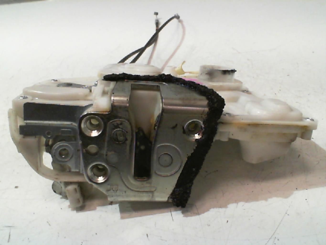 Serrure avant droit SUZUKI SX4 1 Diesel - 1