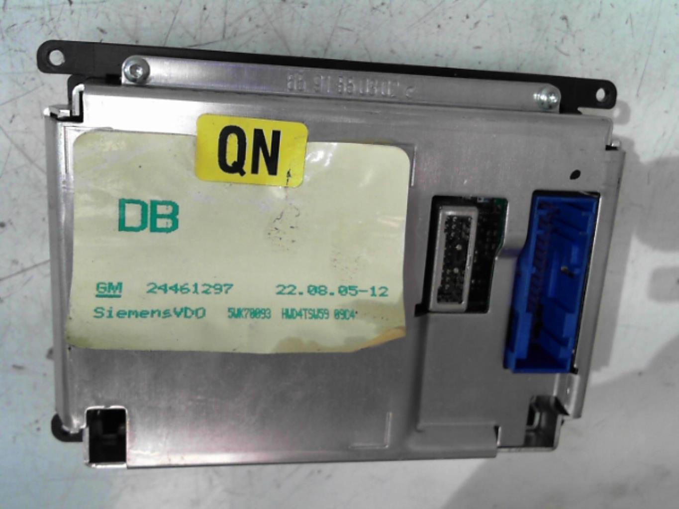 Ecran GPS OPEL SIGNUM PHASE 1 Diesel - 1