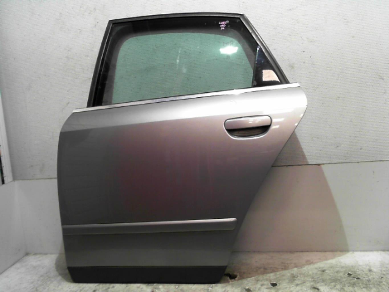 Porte arriere gauche AUDI A4 2 PHASE 1 Diesel - 1