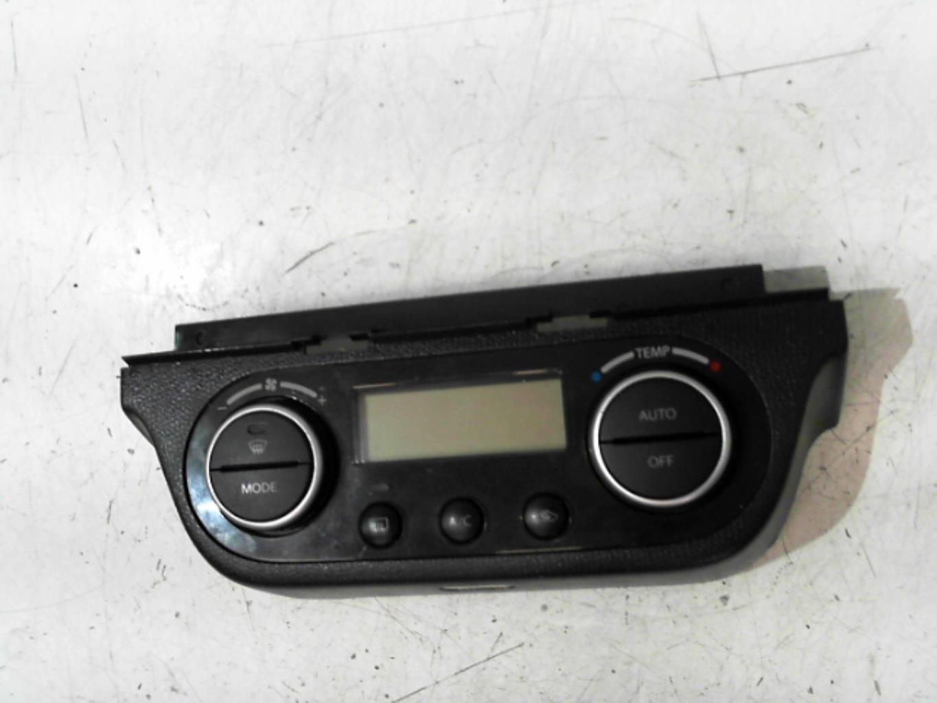 Commande chauffage SUZUKI SWIFT 3 Essence - 1