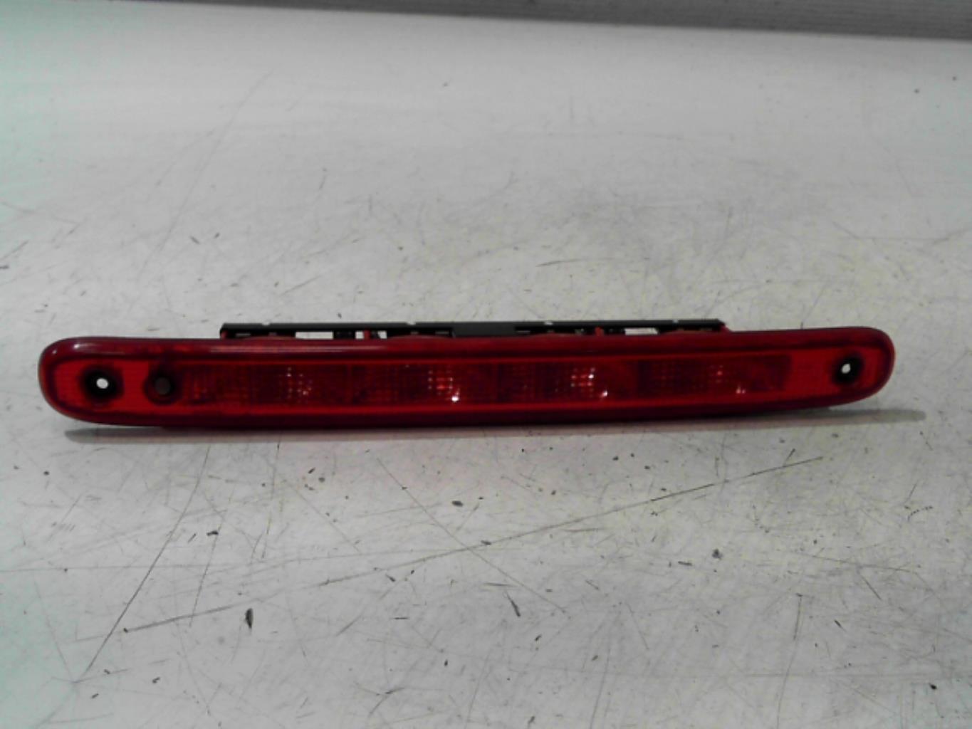 Feu arriere stop central CITROEN C1 1 PHASE 2 Essence - 1