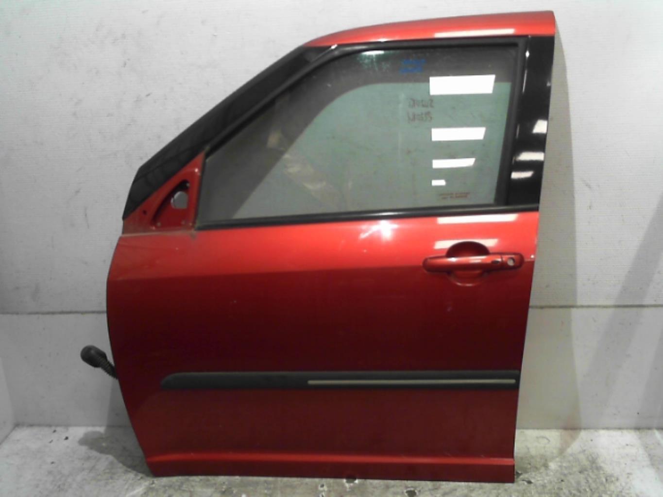 Porte avant gauche SUZUKI SWIFT 3 Essence - 1