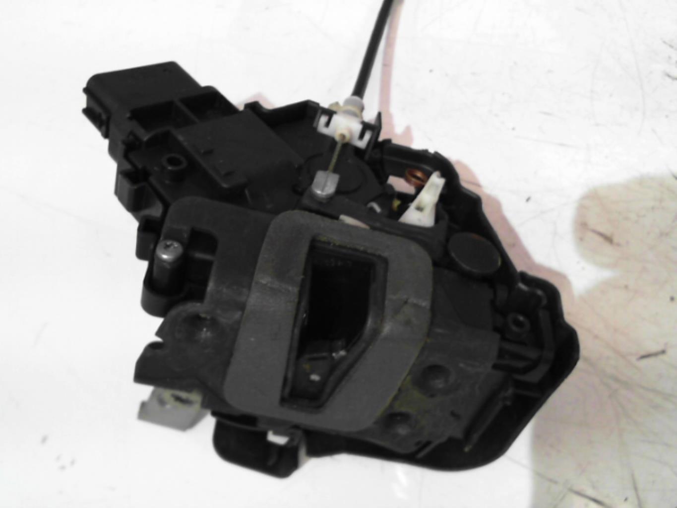 Serrure avant droit FORD MONDEO 3 PHASE 1 Diesel - 1