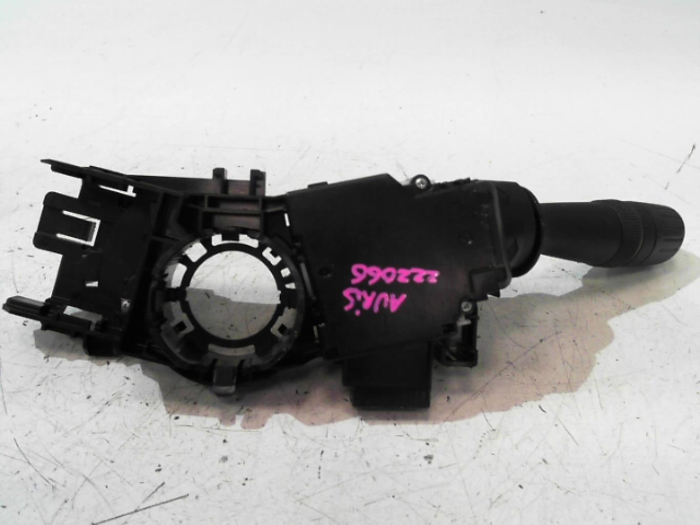 Commodo phare TOYOTA AURIS 2 PHASE 1 Essence - 1