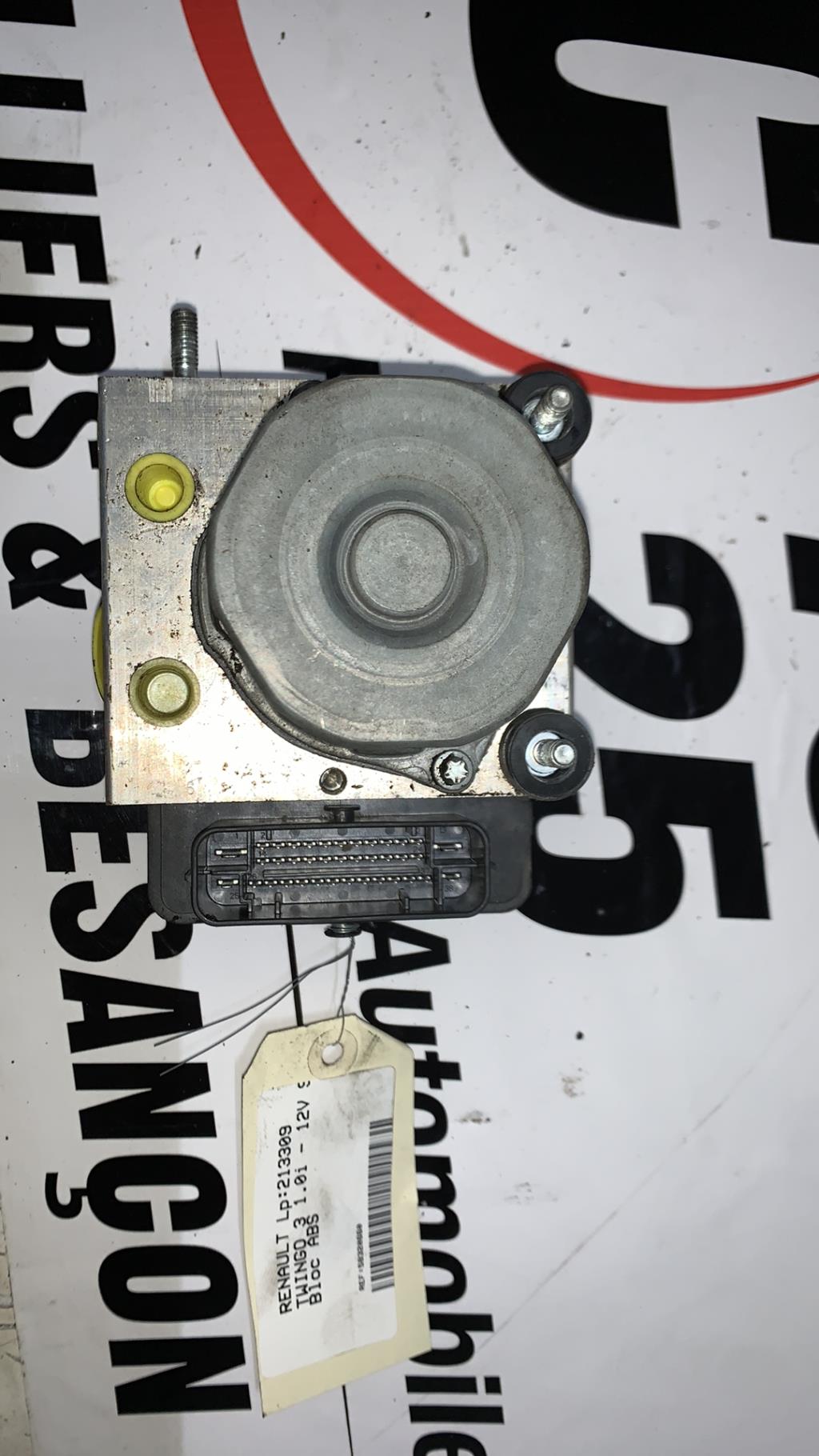 Bloc ABS (freins anti-blocage) RENAULT TWINGO 3 Essence - 1