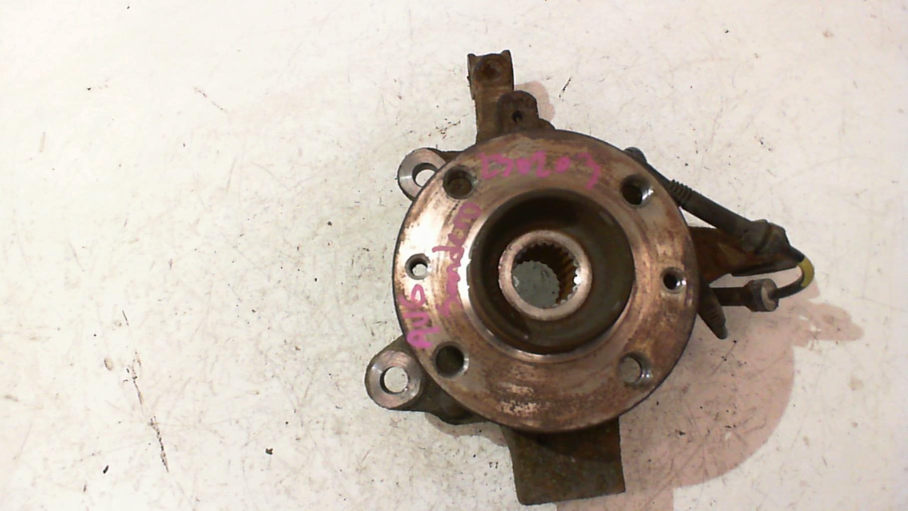 Fusee avant gauche DACIA SANDERO 2 PHASE 1 Essence - 1