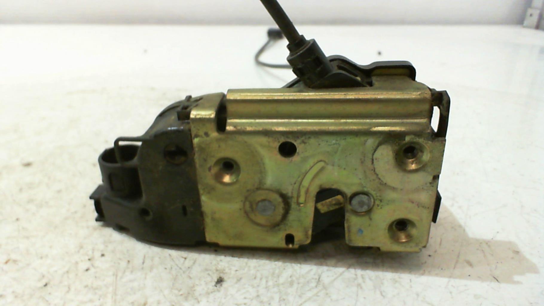 Serrure avant droit RENAULT MEGANE 2 PHASE 1 Essence - 1