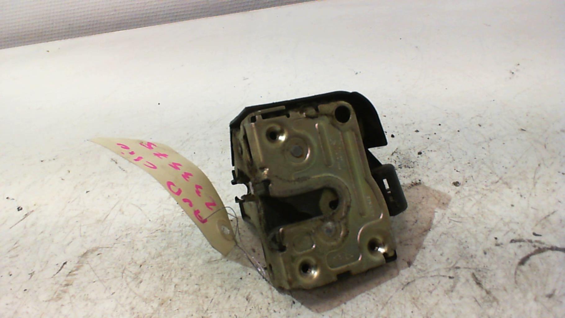 Serrure avant droit RENAULT CLIO 2 PHASE 2 Diesel - 1