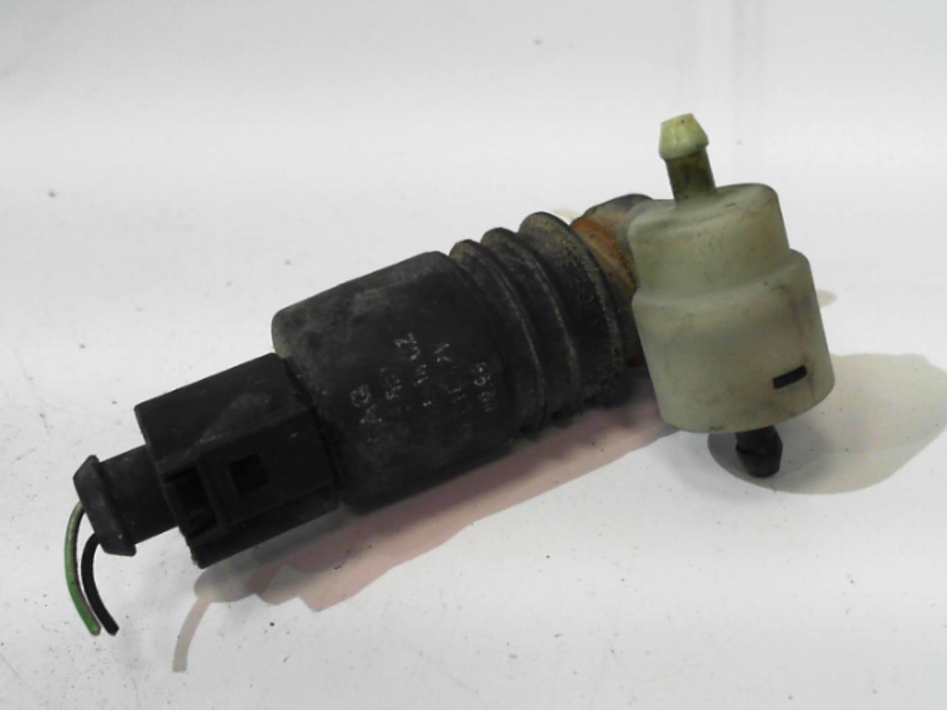 Pompe lave glace avant AUDI A6 2 AVANT PHASE 1 BREAK Diesel - 1
