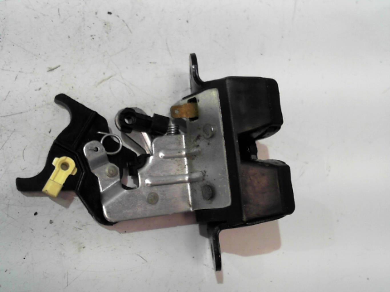 Serrure de hayon HYUNDAI I 10 1 PHASE 1 Essence - 1