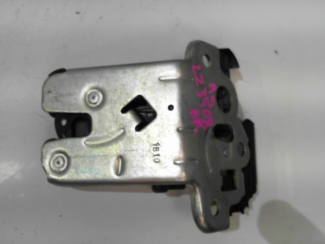 Serrure de hayon AUDI A5 1 SPORTBACK PHASE 1 Diesel - 1