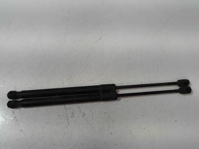 Verin de coffre RENAULT MEGANE 3 PHASE 1 Diesel - 1