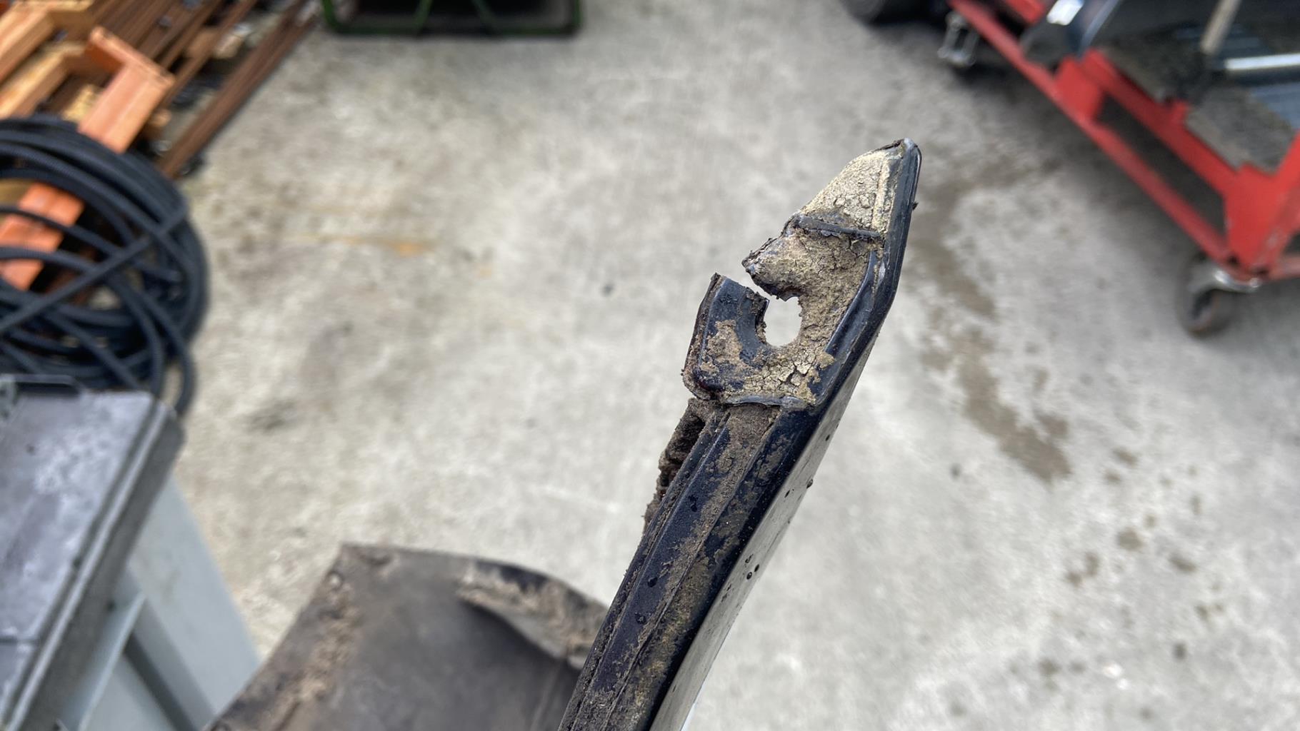 Pare choc arriere SEAT LEON 1 Diesel - 1