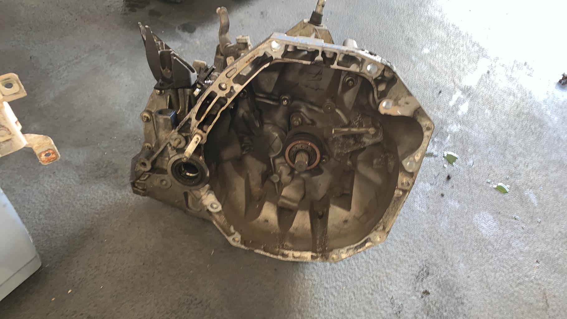 Boite de vitesses RENAULT CLIO 3 PHASE 1 Essence - 1