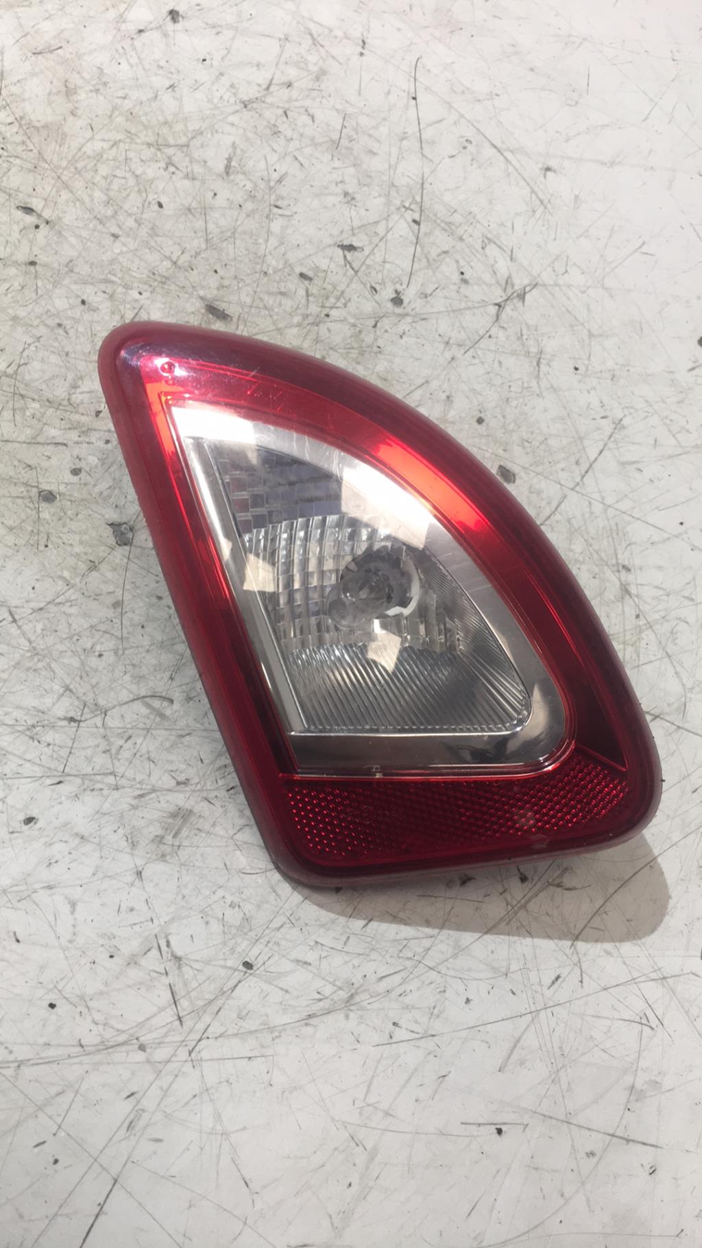 Feu arriere secondaire gauche (feux) RENAULT TWINGO 2 PHASE 2 Essence - 1
