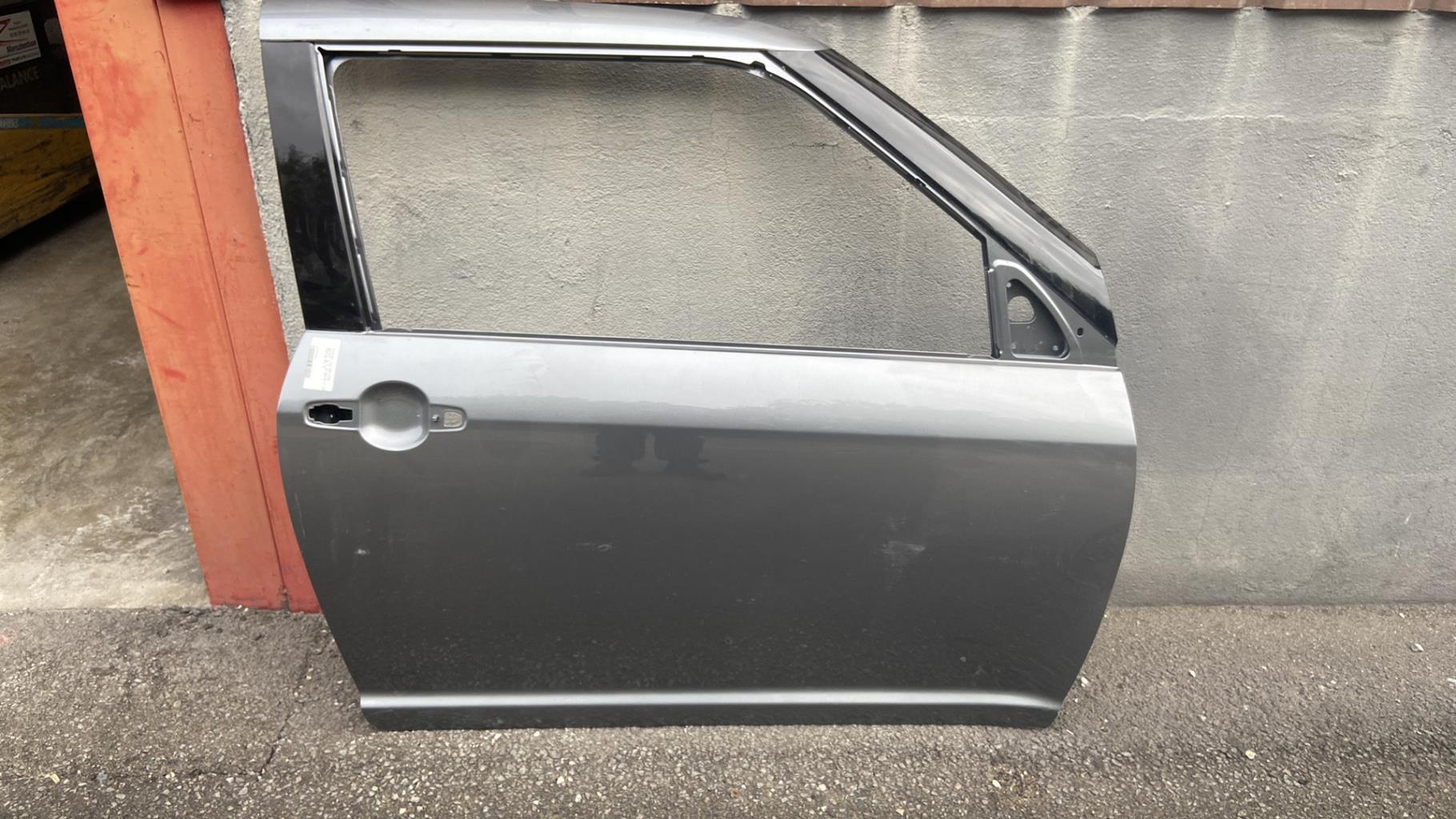 Porte avant droit SUZUKI SWIFT 3 Diesel - 1