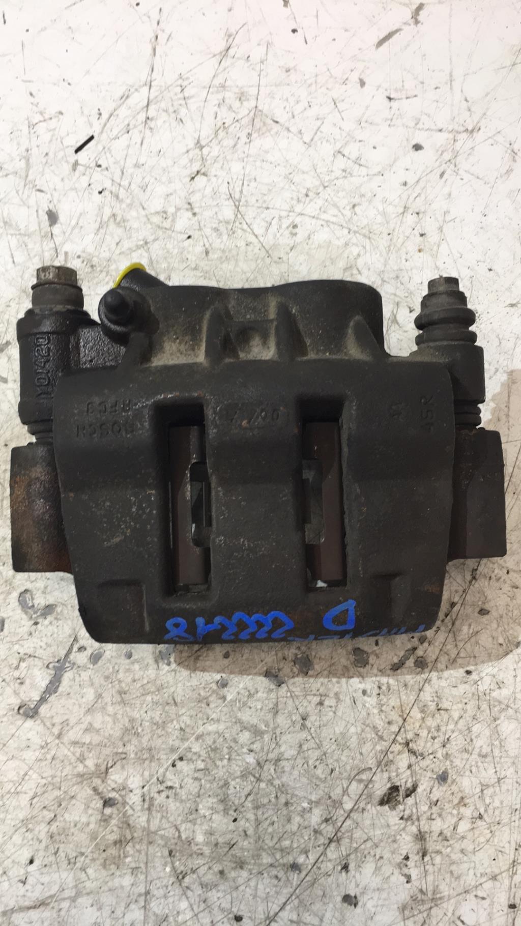 Etrier avant droit (freinage) RENAULT MASTER Diesel - 1