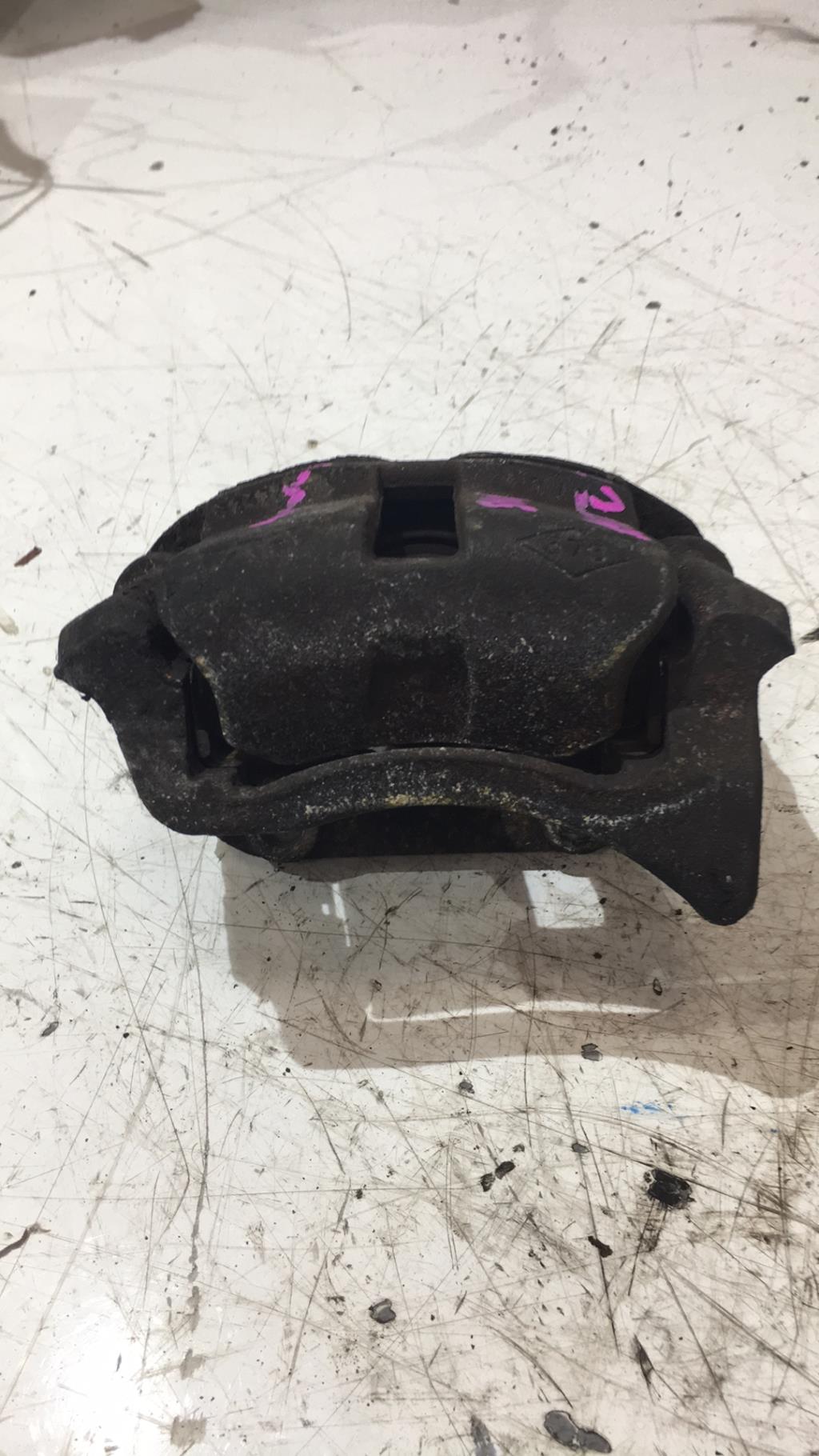 Etrier avant gauche (freinage) RENAULT TWINGO 2 PHASE 1 Diesel - 1