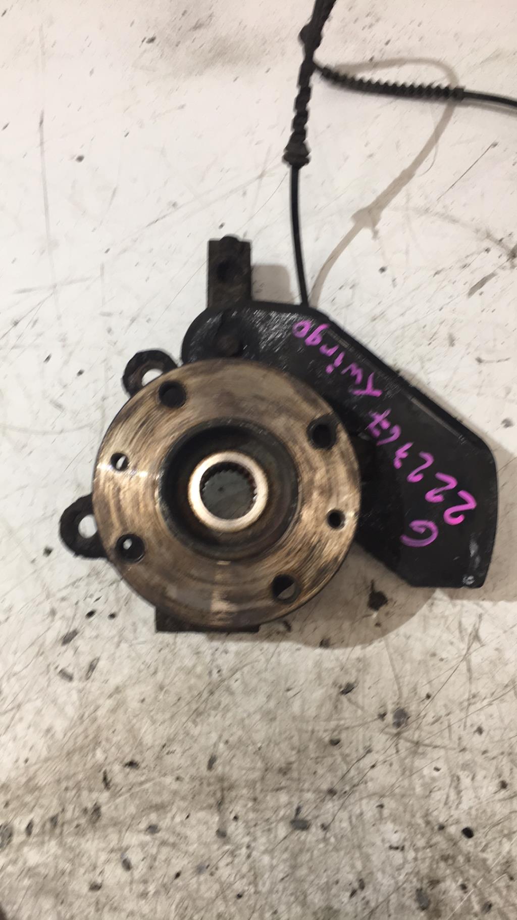 Fusee avant gauche RENAULT TWINGO 2 PHASE 1 Diesel - 1