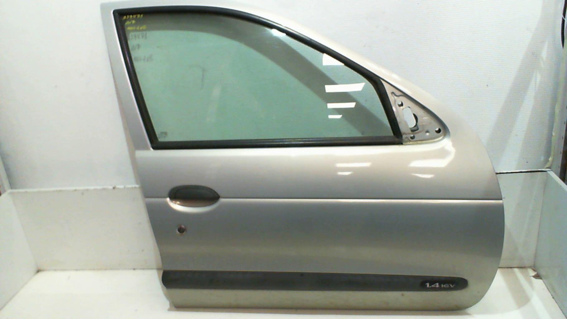 Porte avant droit RENAULT MEGANE 1 PHASE 2 Essence - 1
