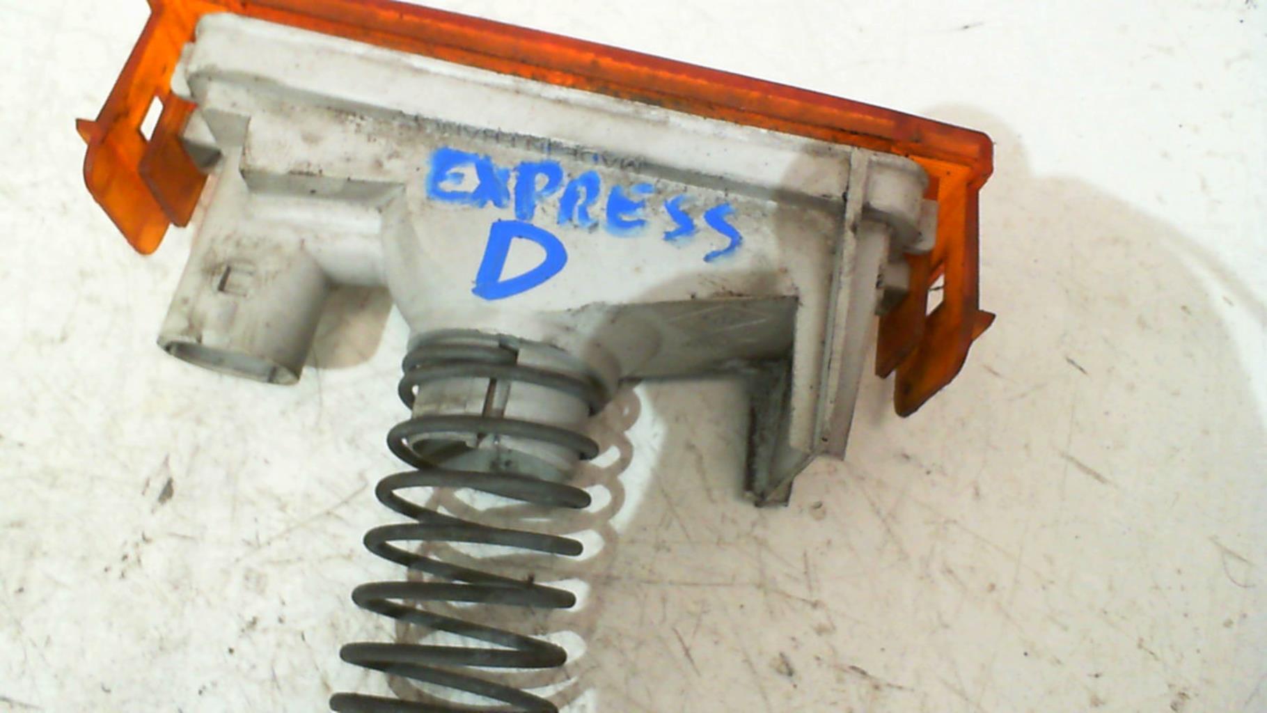 Feu arriere secondaire droit (feux) RENAULT EXPRESS PHASE 2 Diesel - 1