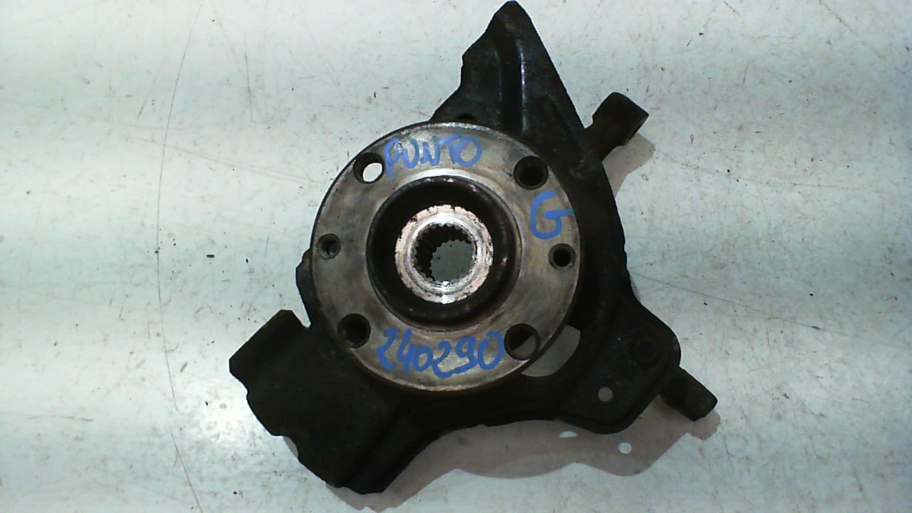 Fusee avant gauche FIAT PUNTO 1 Essence - 1