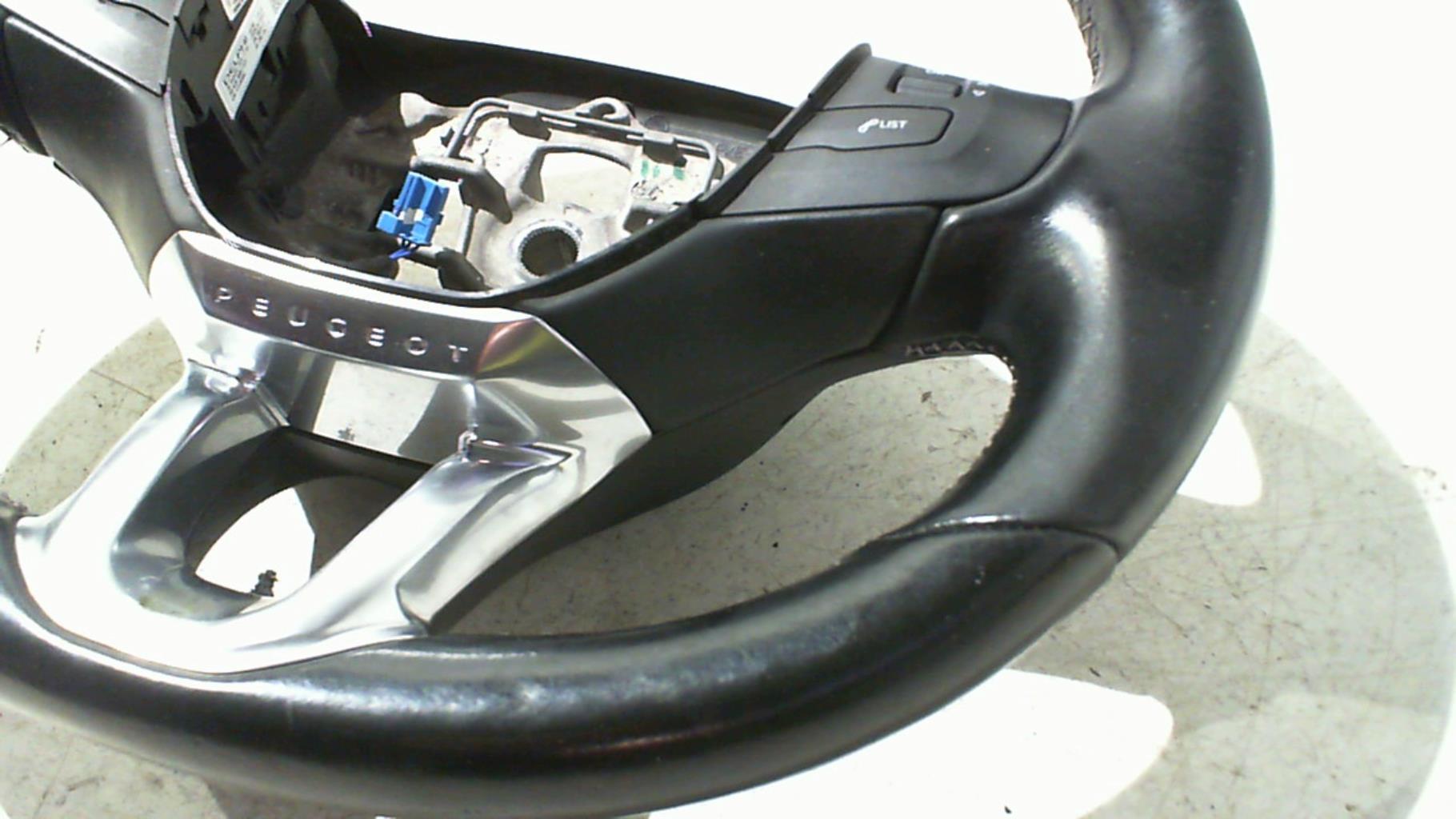 Volant PEUGEOT 2008 1 PHASE 1 Diesel - 1