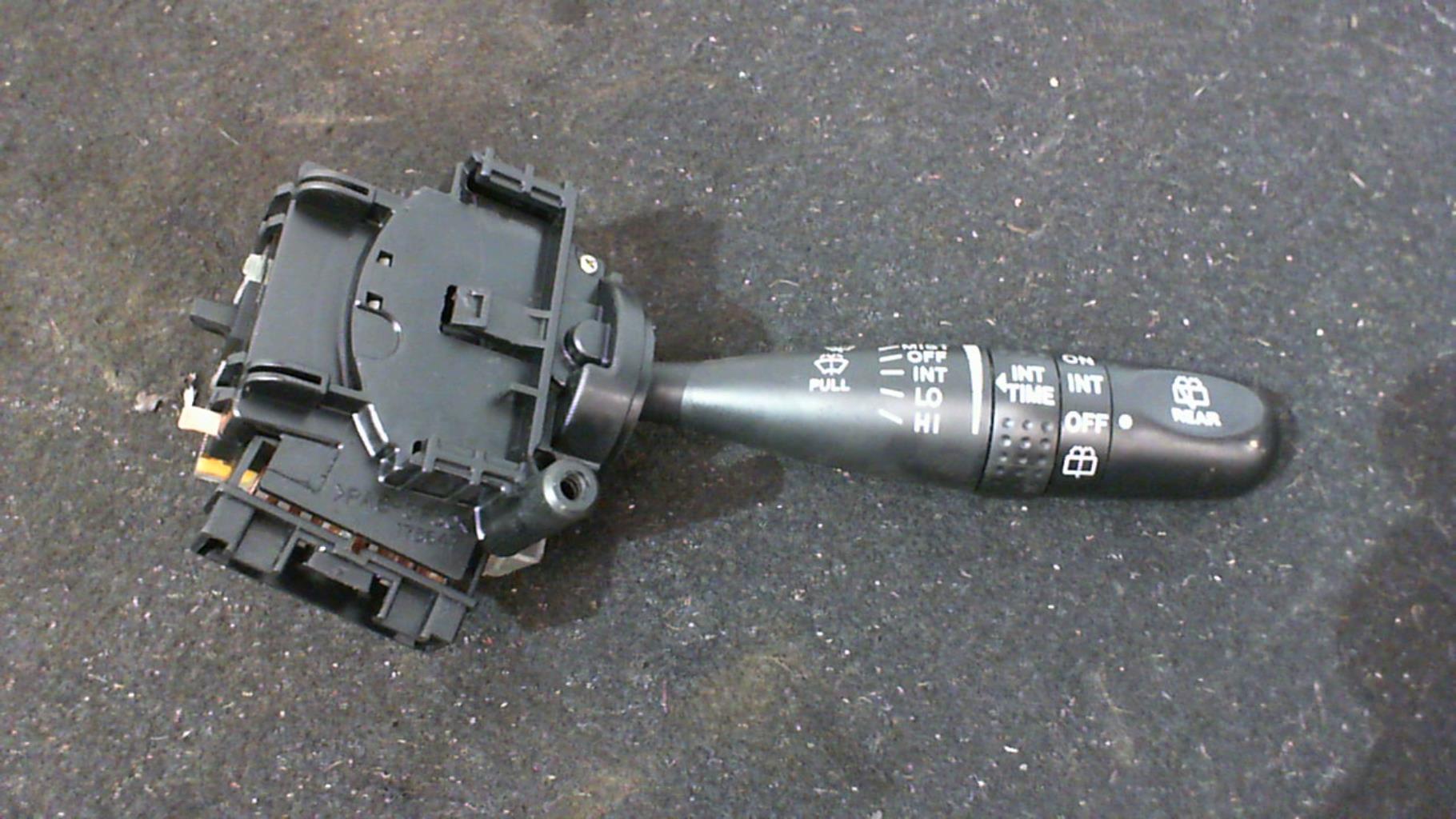 Commodo d'essuie glaces TOYOTA COROLLA VERSO 1 Diesel - 1