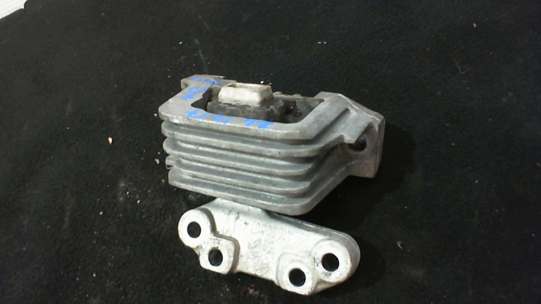 Support moteur droit PEUGEOT 207 PHASE 1 Essence - 1