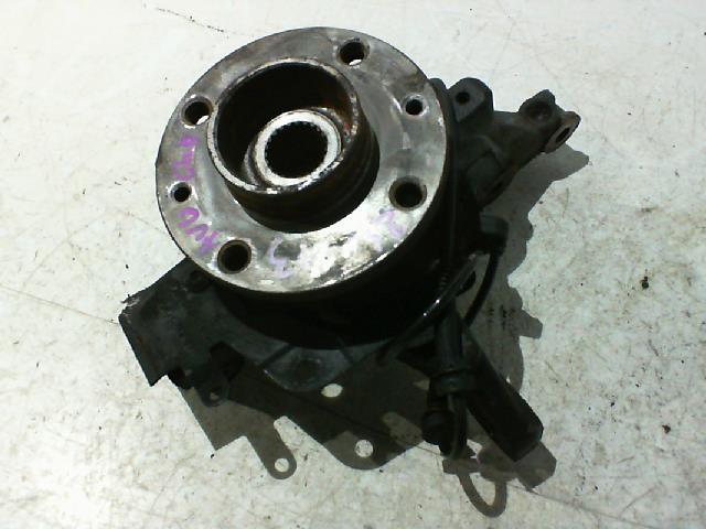 Fusee avant gauche RENAULT CLIO 4 PHASE 2 Diesel - 1