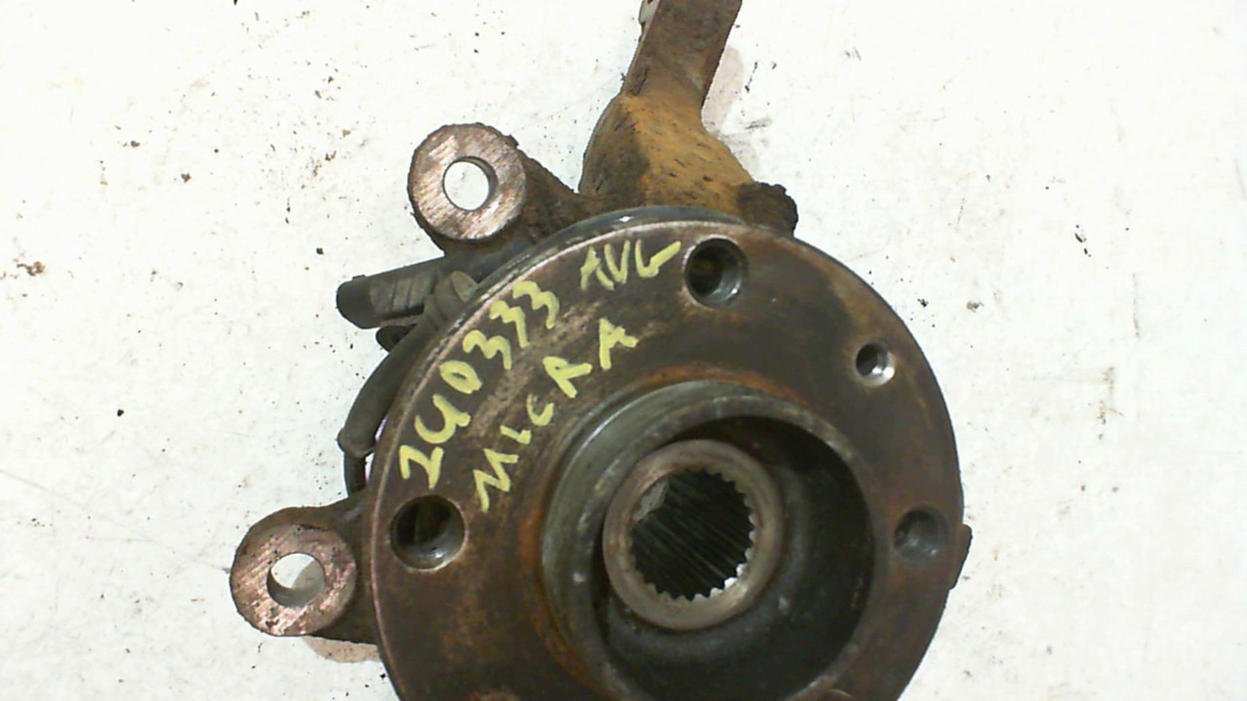 Fusee avant gauche NISSAN MICRA 3 PHASE 1 Essence - 1