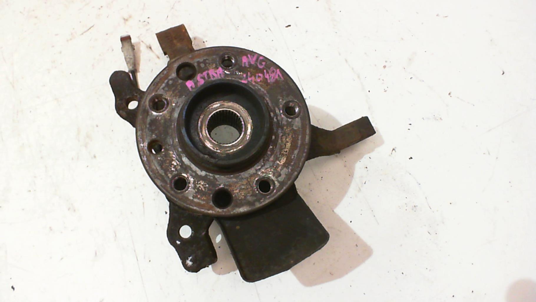 Fusee avant gauche OPEL ASTRA H GTC PHASE 2 Diesel - 1