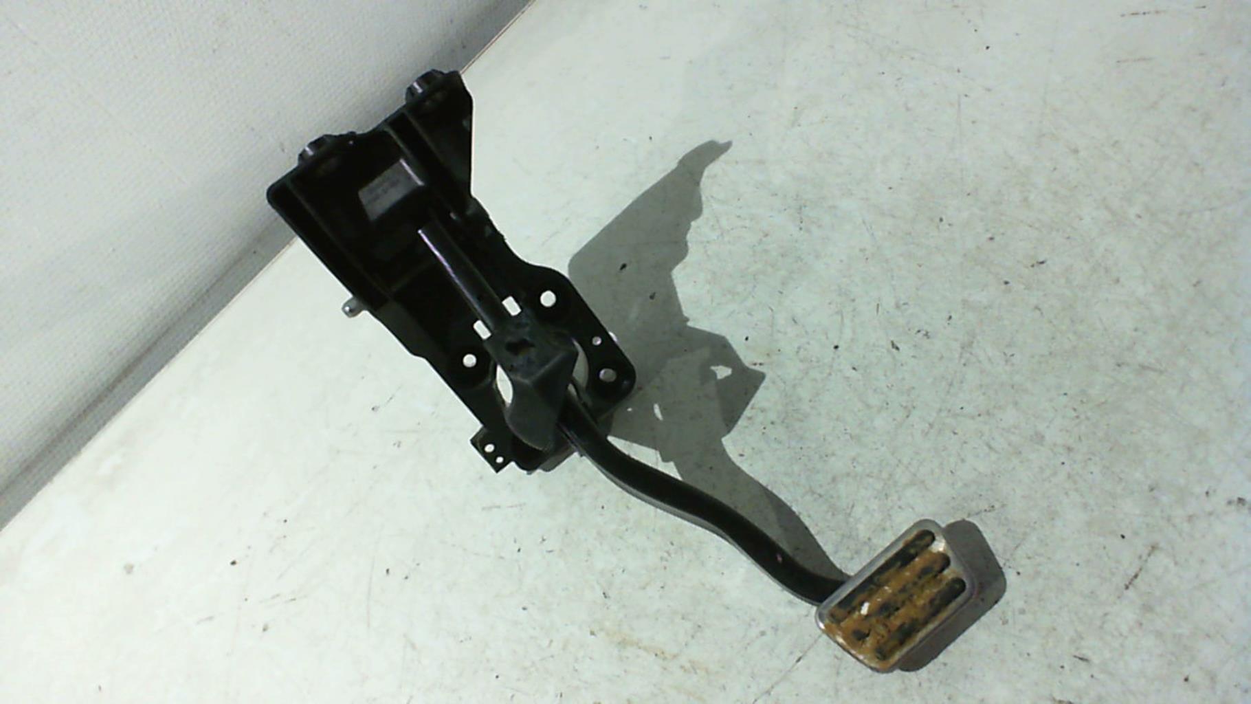 Pedale de frein FORD MUSTANG 7 COUPE Essence - 1