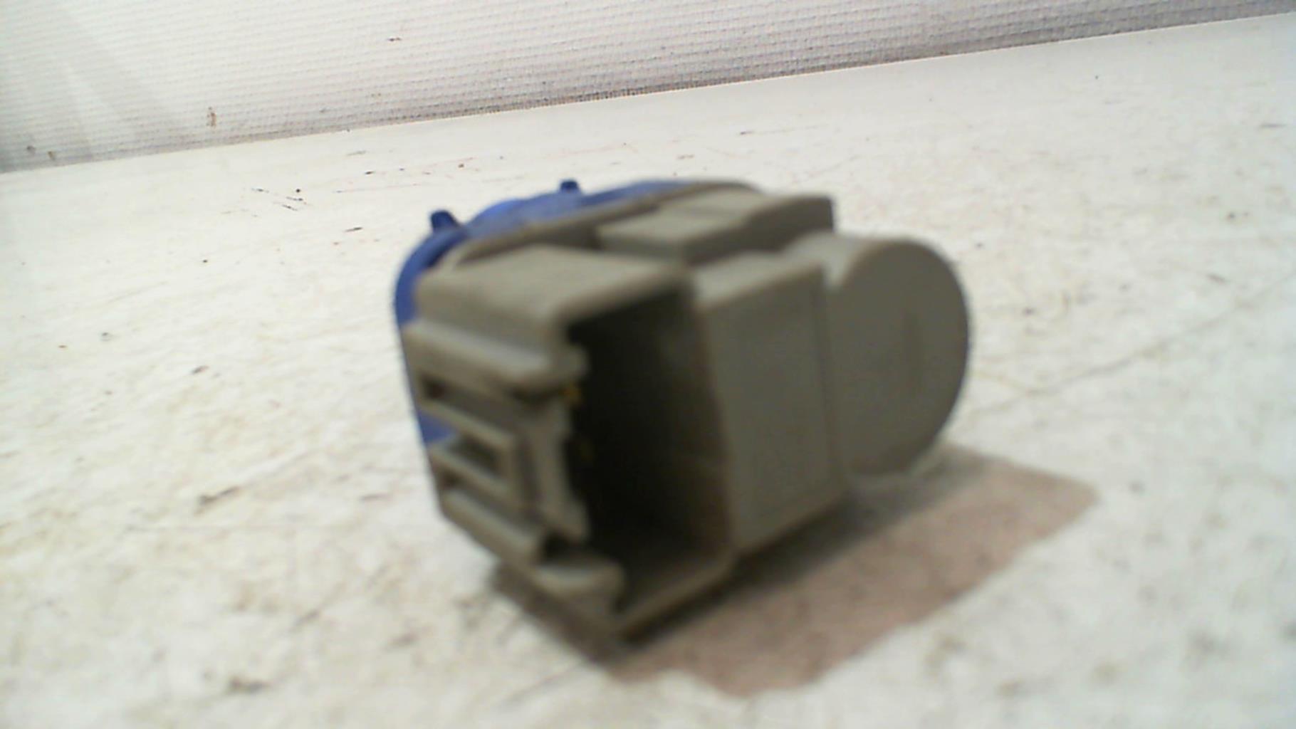 Contacteur feu stop FORD MUSTANG 7 COUPE Essence - 1