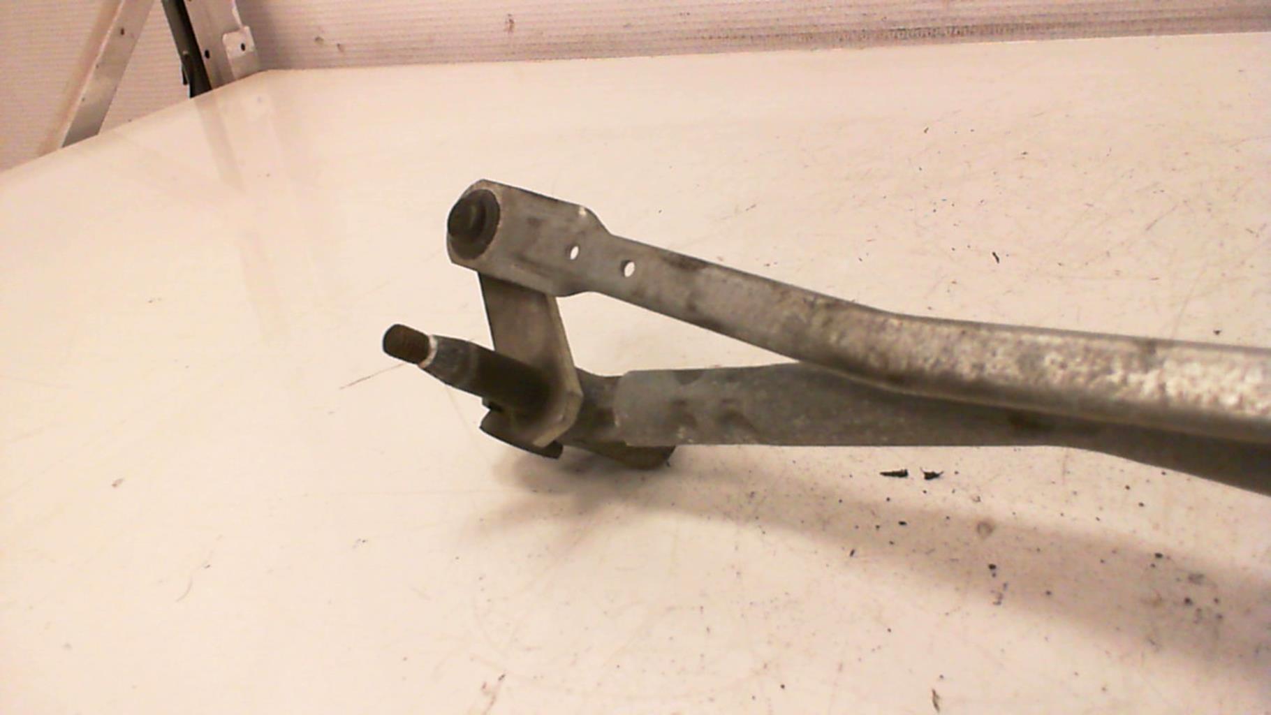 Moteur essuie glace avant MINI MINI 2 R56 PHASE 2 Essence - 1