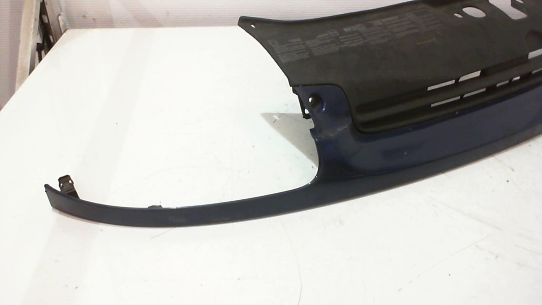 Calandre RENAULT CLIO 2 PHASE 1 Essence - 1