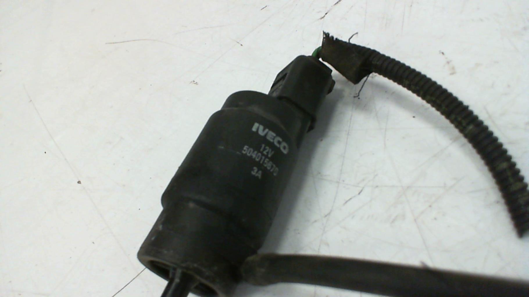 Pompe lave glace avant IVECO DAILY 3 Diesel - 1