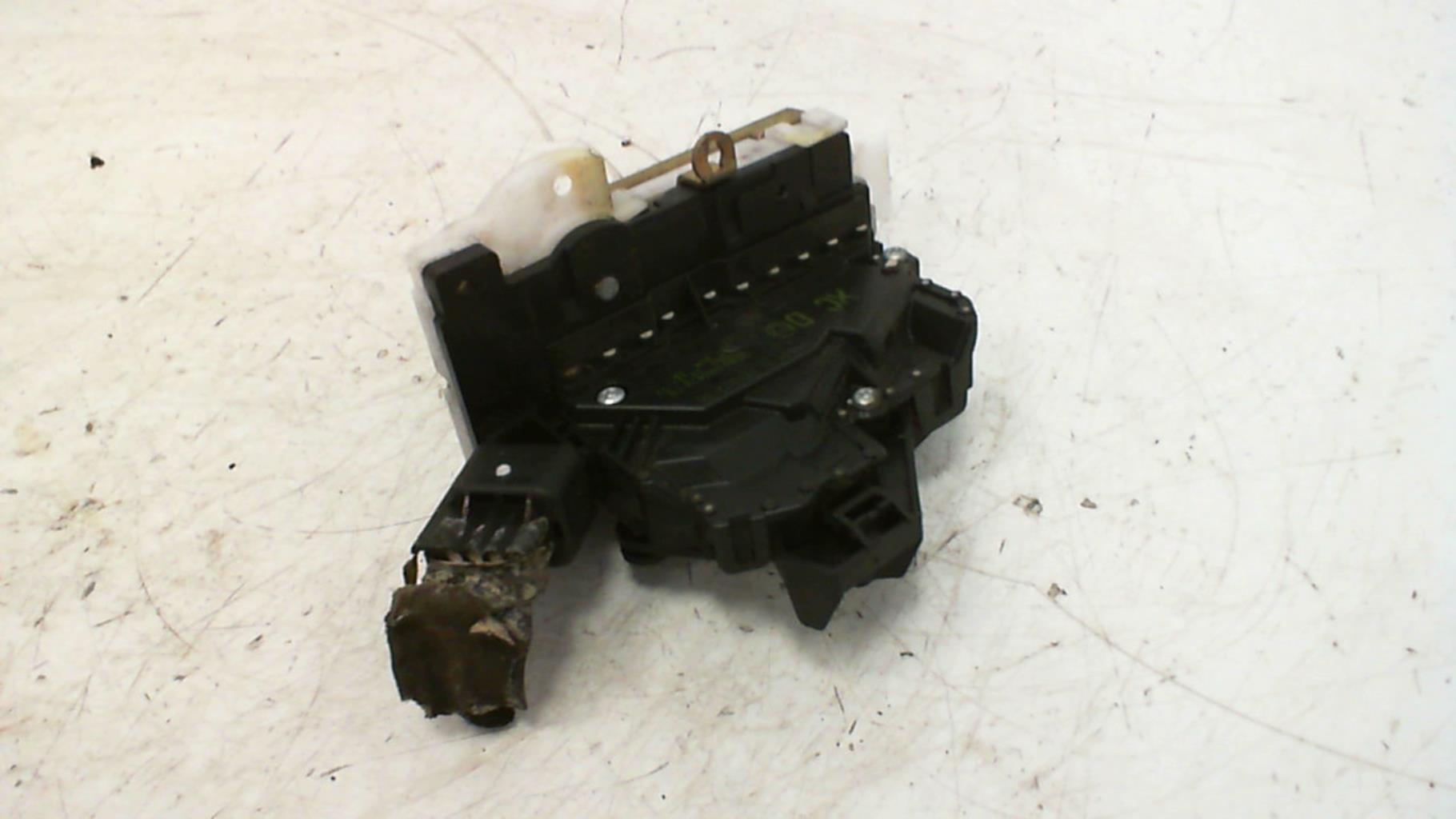 Serrure arriere droit FORD MONDEO 2 Diesel - 1
