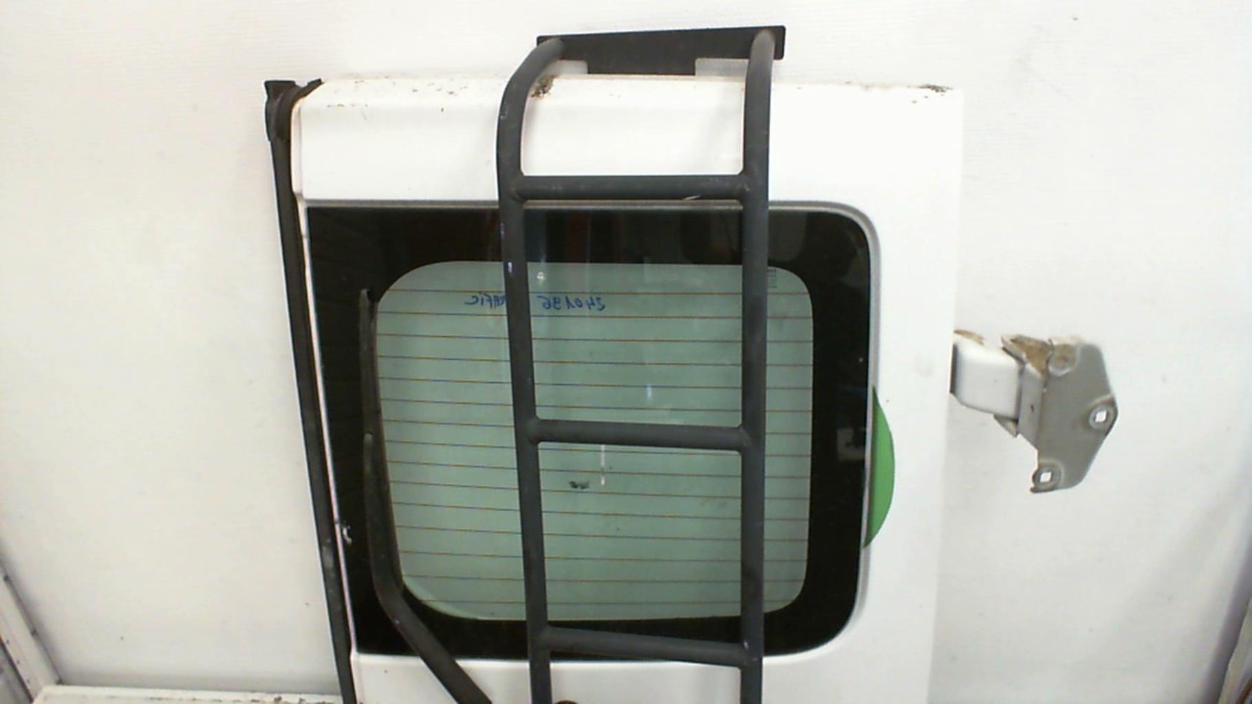 Porte de coffre droit RENAULT TRAFIC 2 PHASE 2 Diesel - 1