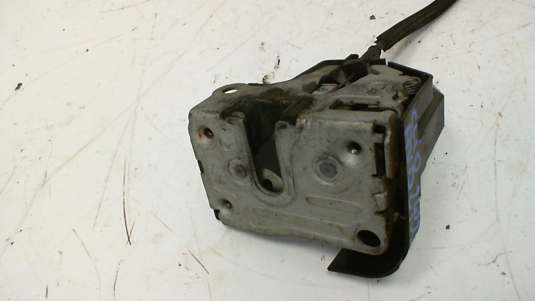 Serrure avant droit RENAULT CLIO 2 PHASE 2 Essence - 1