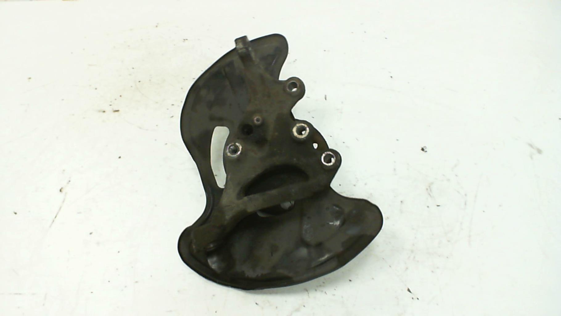 Fusee avant droit MERCEDES CLASSE C 204 PHASE 1 Diesel - 1