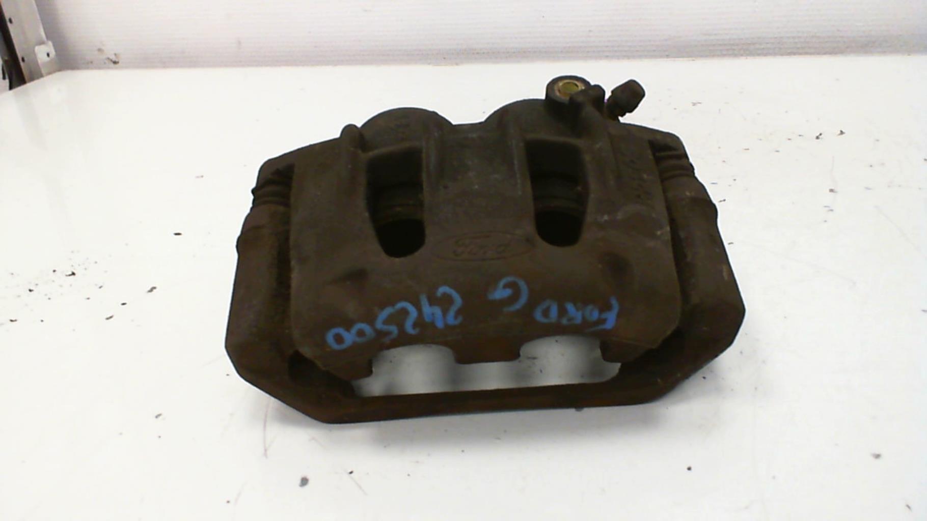 Etrier avant gauche (freinage) FORD TRANSIT 3 Diesel - 1