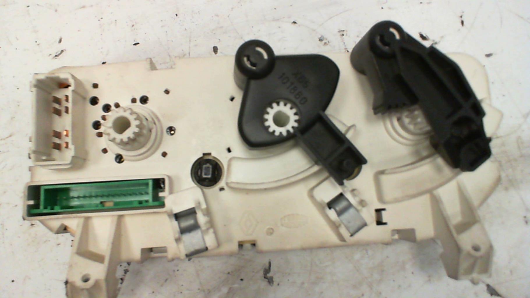 Commande chauffage RENAULT CLIO 2 PHASE 1 Essence - 1