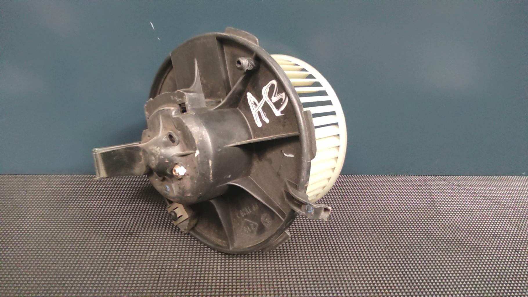 Pulseur d'air RENAULT LAGUNA 1 PHASE 1 BREAK Essence - 1