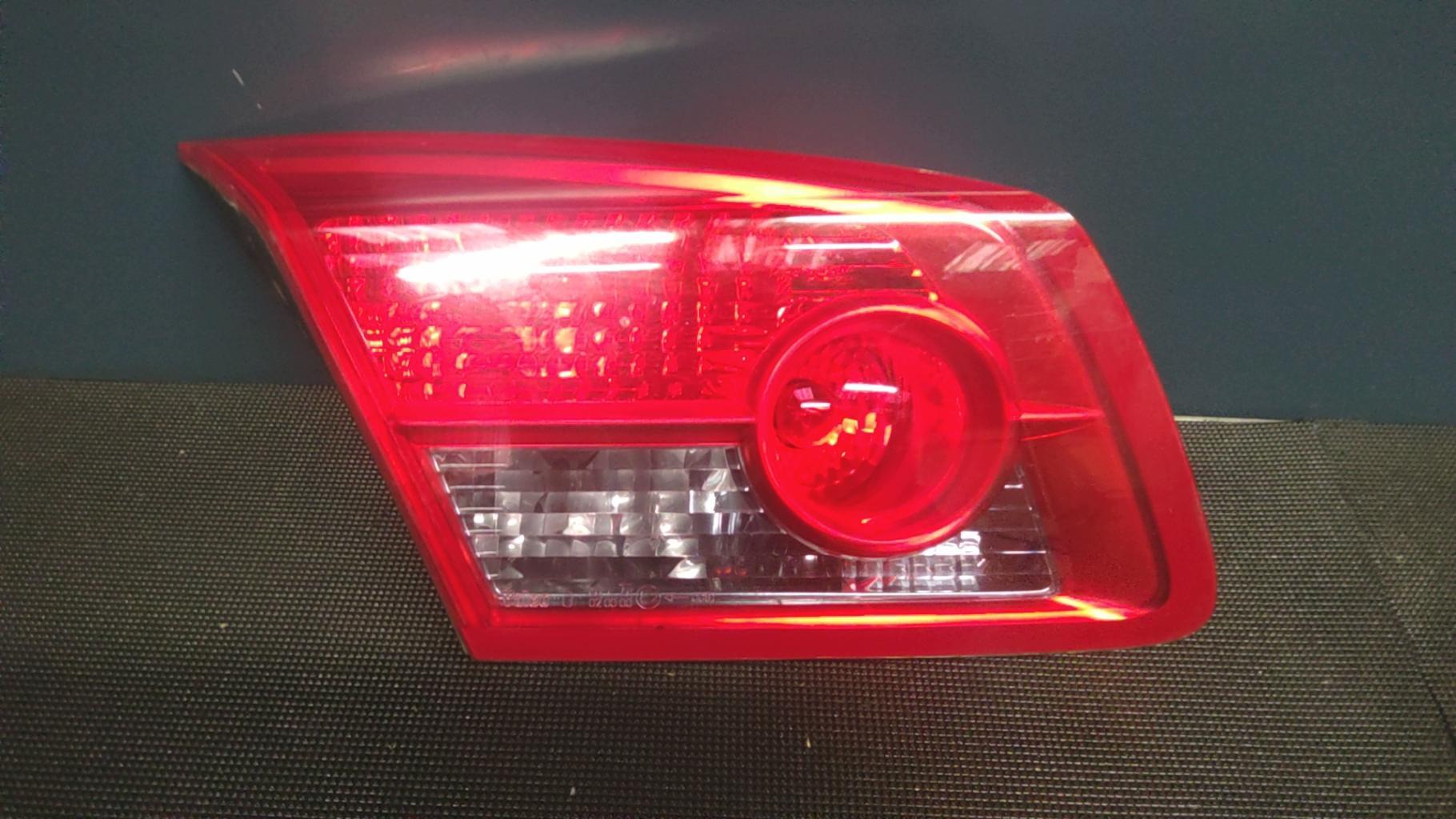 Feu arriere secondaire gauche (feux) RENAULT VEL SATIS PHASE 1 Diesel - 1