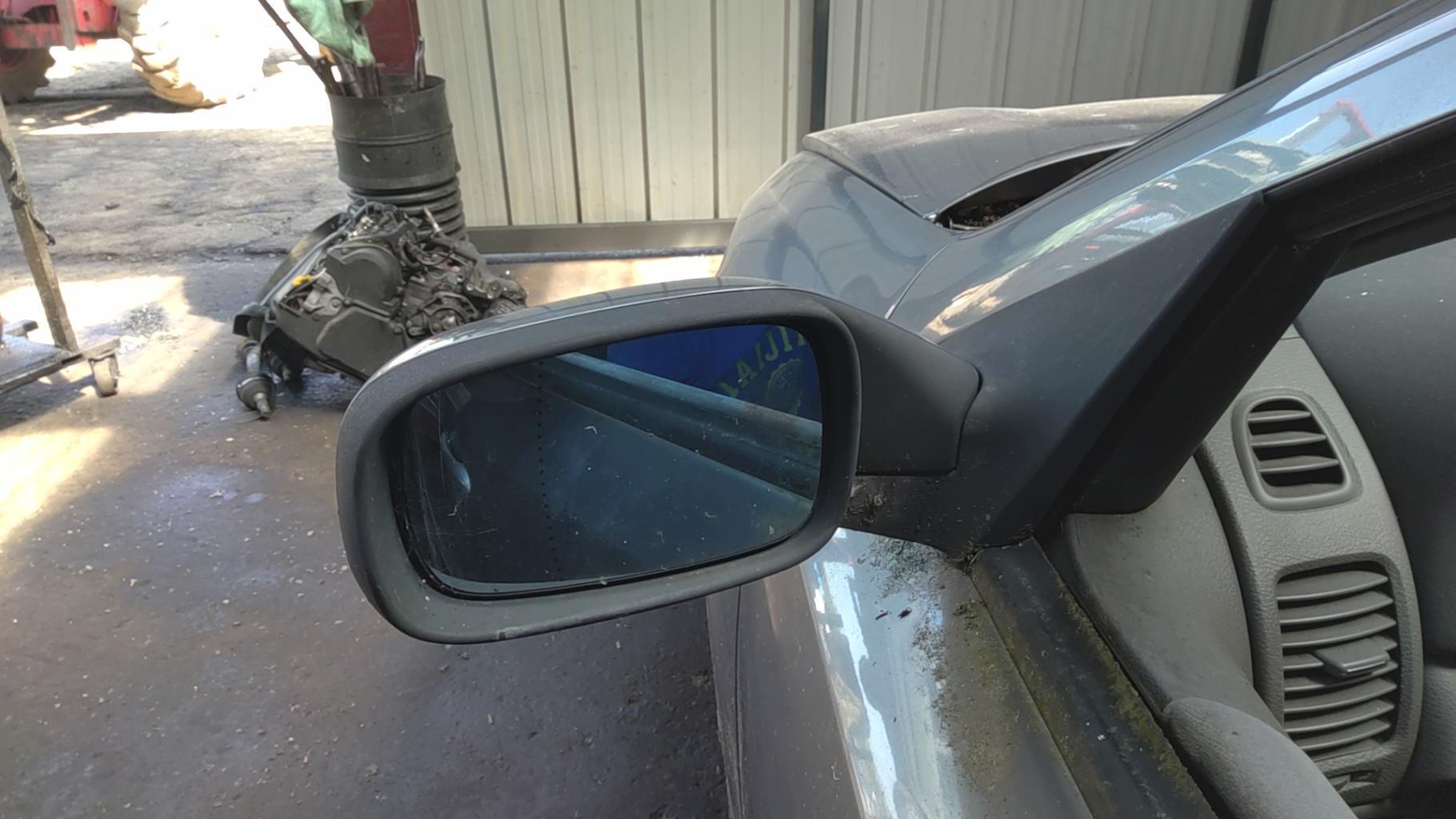 Retroviseur gauche RENAULT LAGUNA 2 PHASE 1 BREAK Diesel - 1